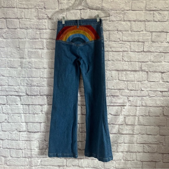 WeThe FreeSomewhere OverTheRainbowflare jeans blue wash with a rainbow accent - Picture 2 of 14